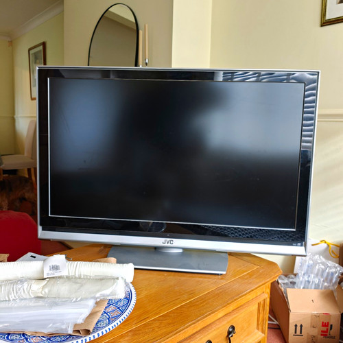 Jvc 37da8bj 37in lcd tv - lt-37da8bj,