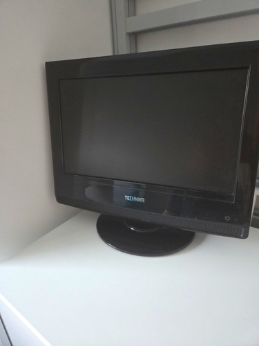 Technika 4in lcd 576p - 15.4in,