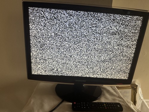 Samsung syncmaster t220hd - samsung,