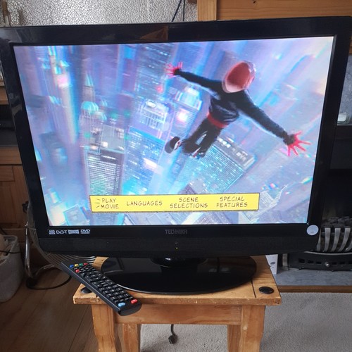 Technika lcd dvd - 22”, +